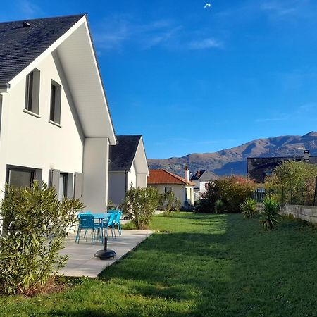 Gite L'Angelique Fleurs Des Pyrenees Argelès-Gazost Exteriör bild